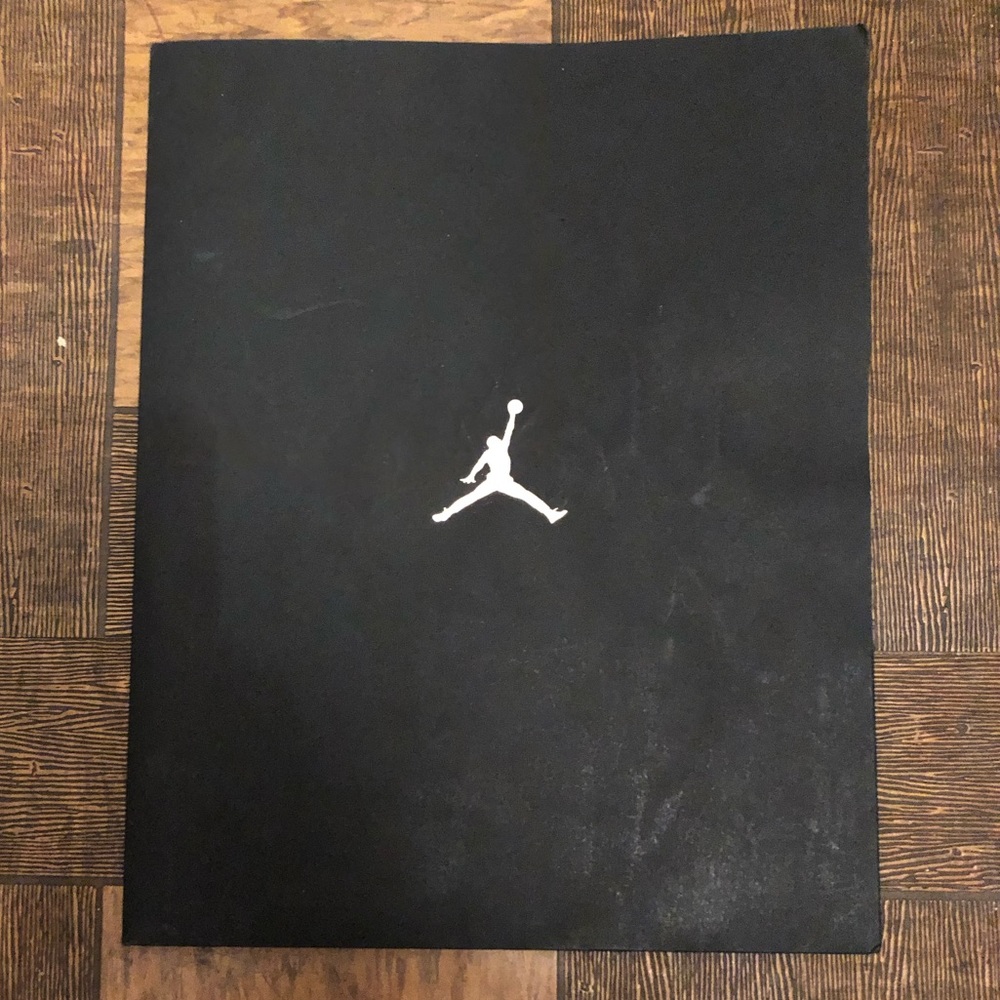 Jordan 1 Retro Folder Nike Dunk New Balance 2002R Adidas Samba Puma Speedcat AF1